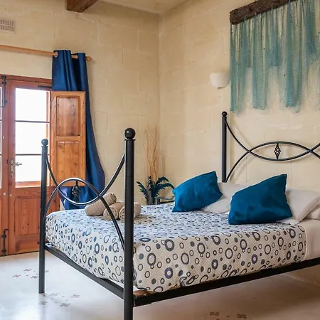 Bed and Breakfast Mood Għarb