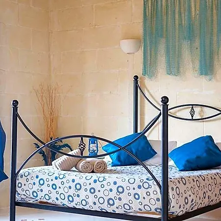 Bed and Breakfast Mood Għarb