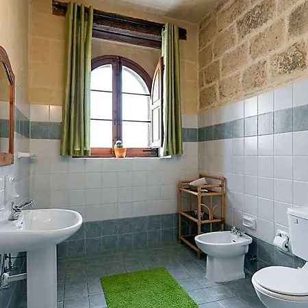Mood Bed and Breakfast 4*