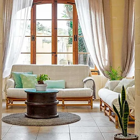 Mood Bed and Breakfast 4*