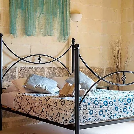 Mood Bed and Breakfast Għarb