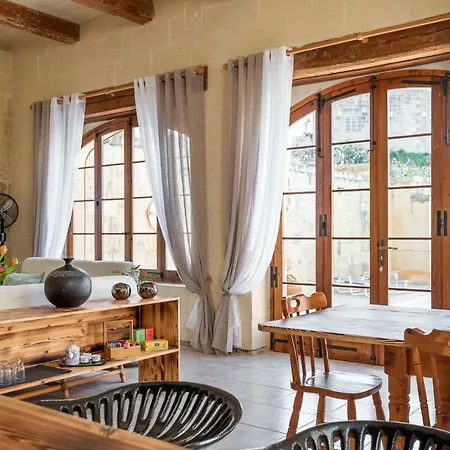 Bed & Breakfast Mood
