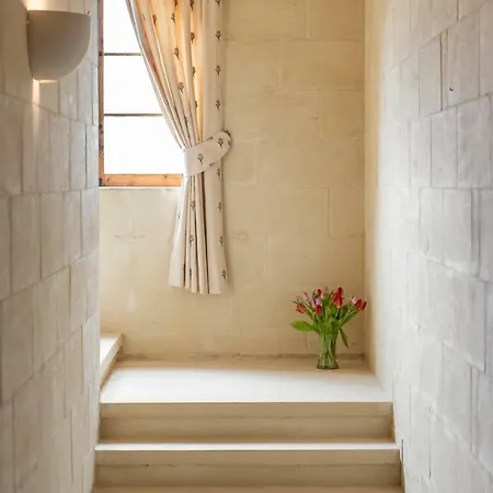Mood Bed and Breakfast Għarb