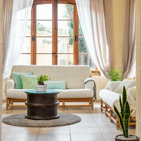 Mood Bed and Breakfast 4*